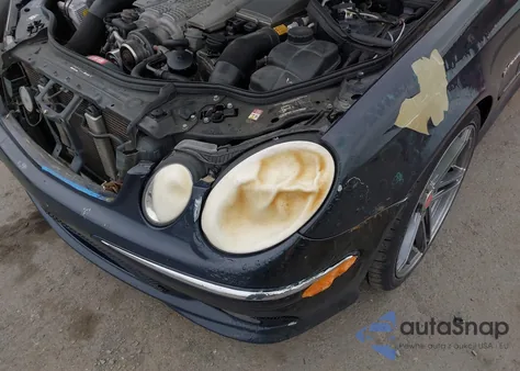 2005 Mercedes-Benz E 55 Amg z USA, uszkodzony, nr VIN WDBUF76J45A747206